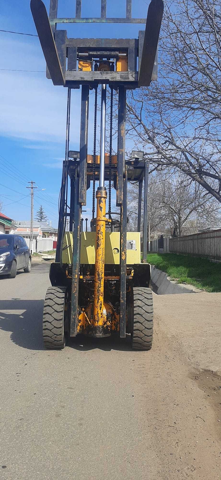 Motostivuitor TCM diesel recent adus