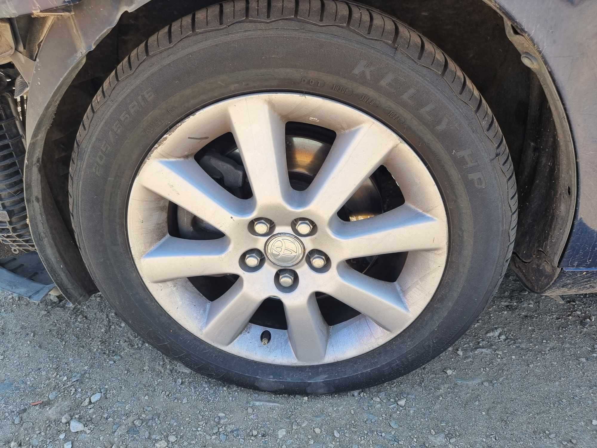 Toyota Avensis 2.0 D4D /Лети джанти 16 /На части