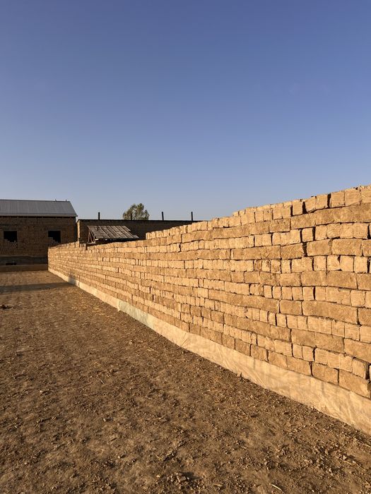 Лойблок сифатга ега размер 36x16 йетказиб бериш хизмати мавжуд .