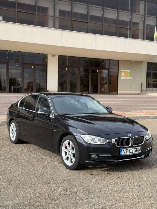 BMW Seria 3 Vând BMW F30 320 d XDrive