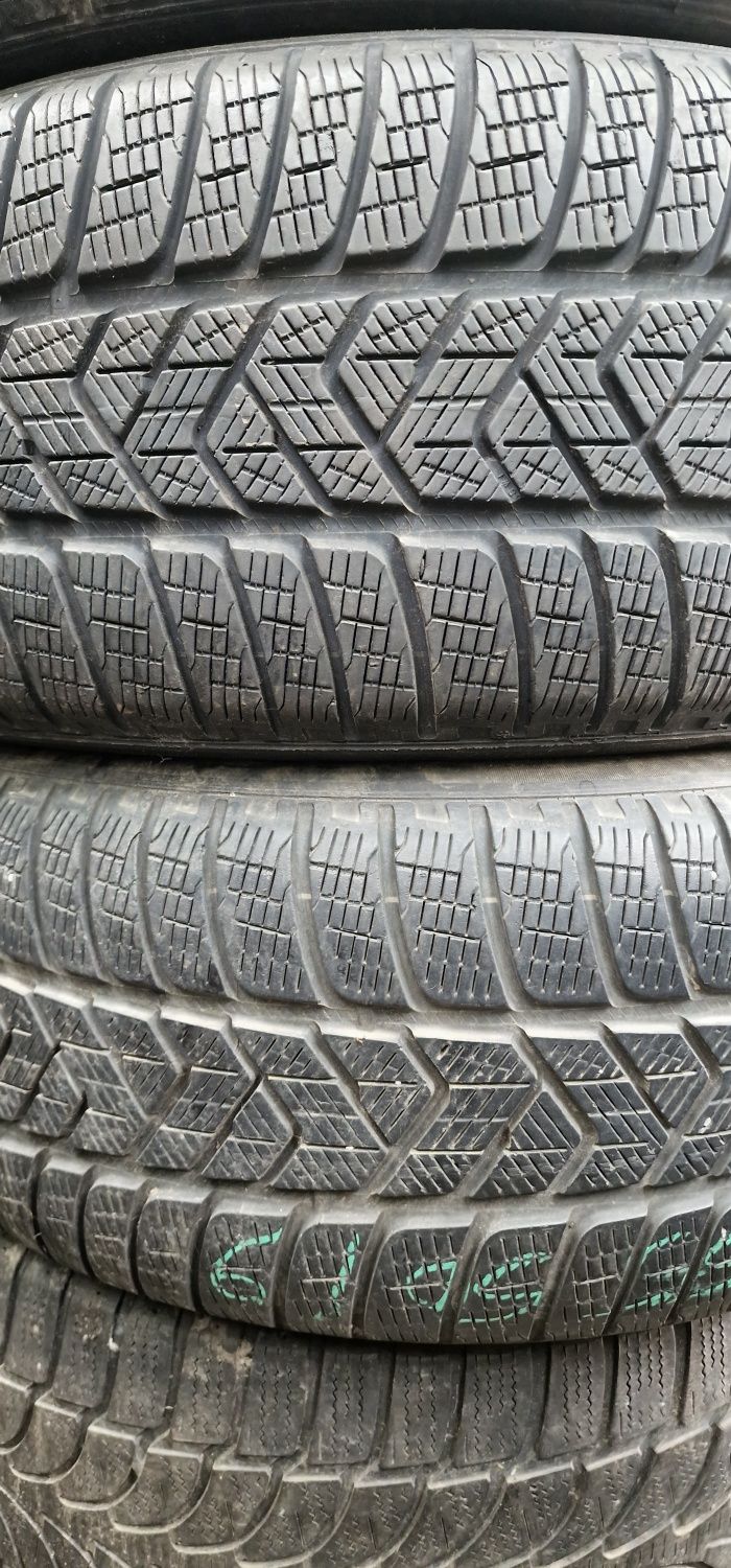 255 50 19 Pirelli run flat 2 anvelope iarna ca noi 7 mm