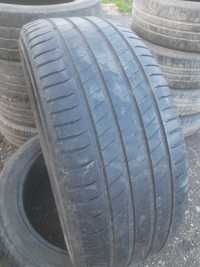 Vând 2 anvelope 255 45 20 Michelin bune fara defecte