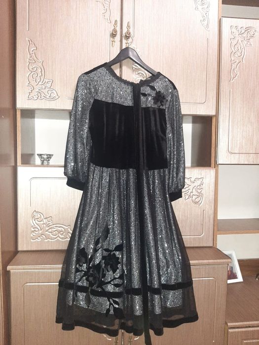 Продам  красивое платье