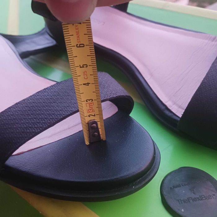 Дамски сандали Lacoste модел lonelle 36 номер