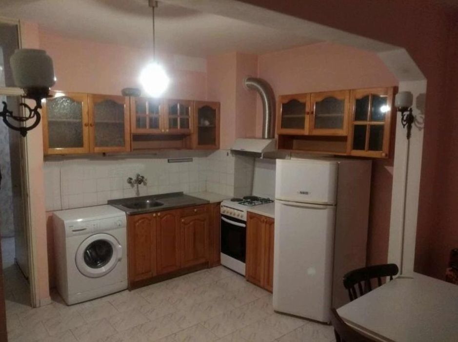 Дава се под наем Тристаен апартамент в София, Сухата река - 90 кв.м за 664 € - Снимка #2