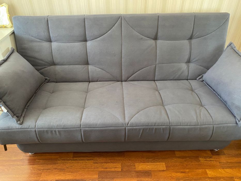 Диван-книжка с подушками (Россия)