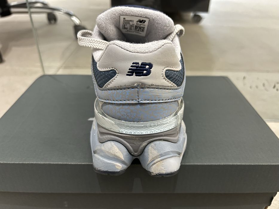 New Balance 9060