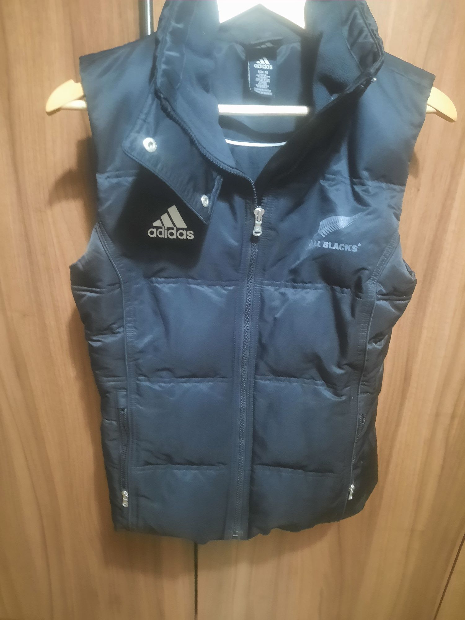 Vesta adidas dama