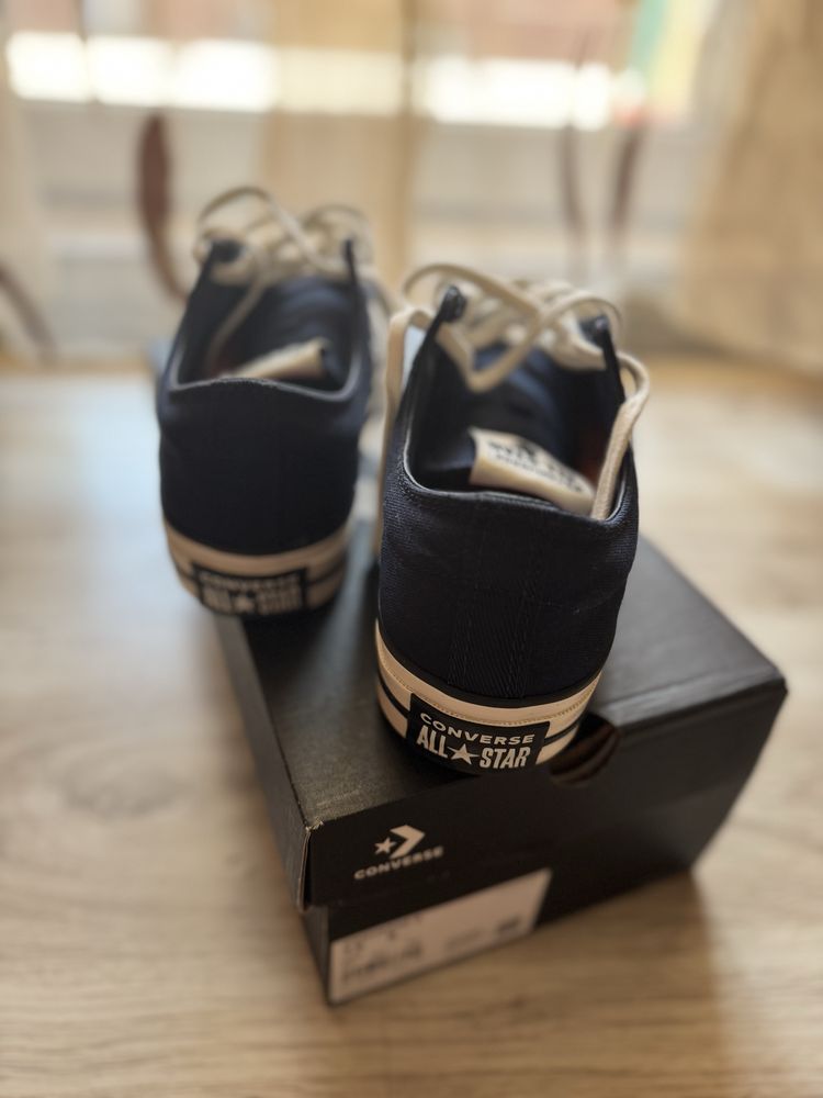Vand Tenesi Converse Unisex marime 40,5