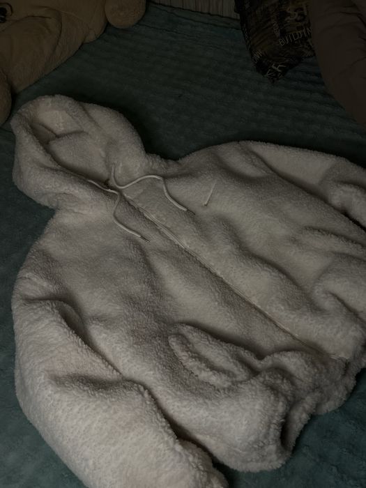 Все куртки по 7000тг