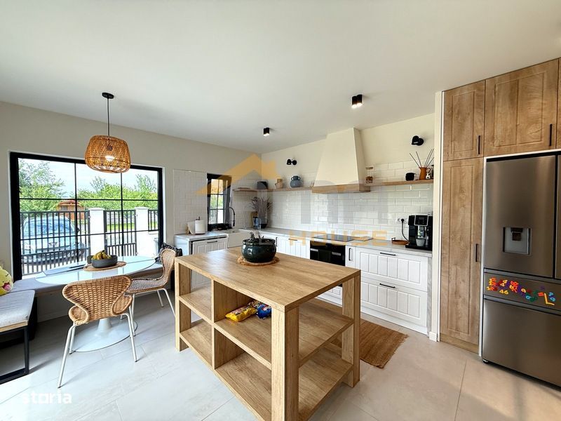 Casa moderna tip parter, cu 5 camere, in zona Aradul Nou