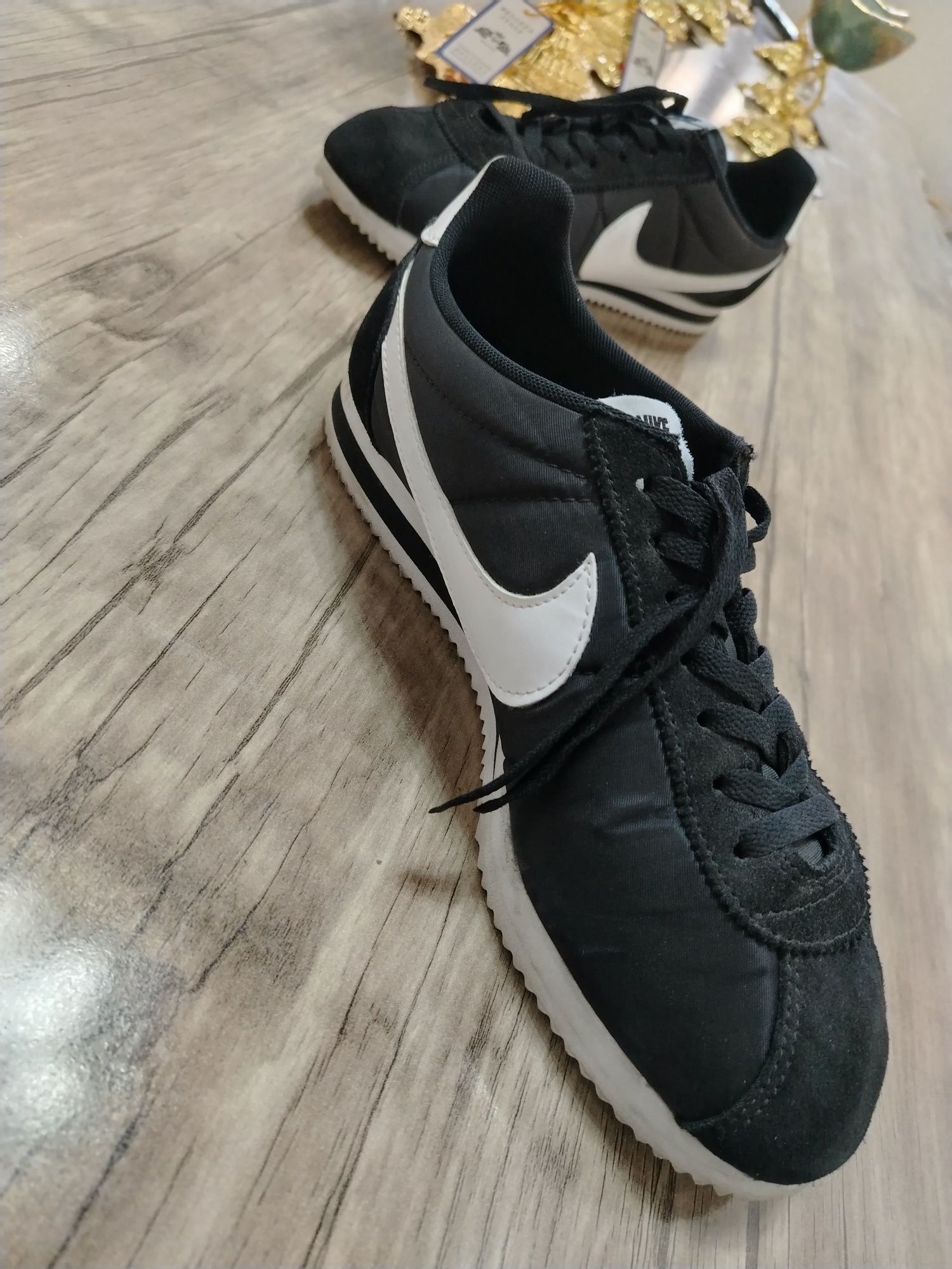 Nike Indoneziya arginal