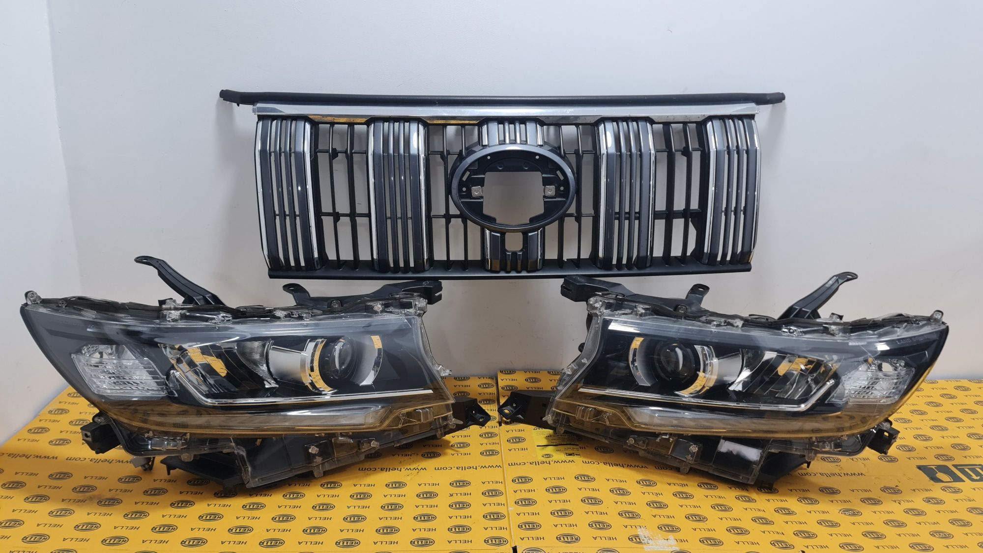 Bara fata grila masca radiator far full led Toyota Land Cruiser Prado