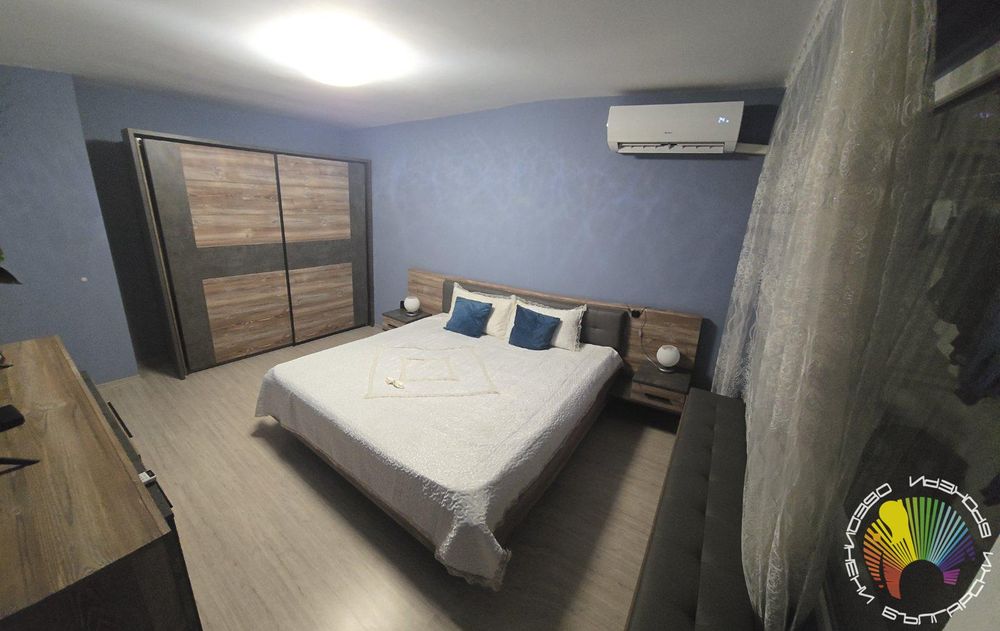 Дава се под наем Тристаен апартамент в Бургас, Славейков - 65 кв.м за 612 € - Снимка #1