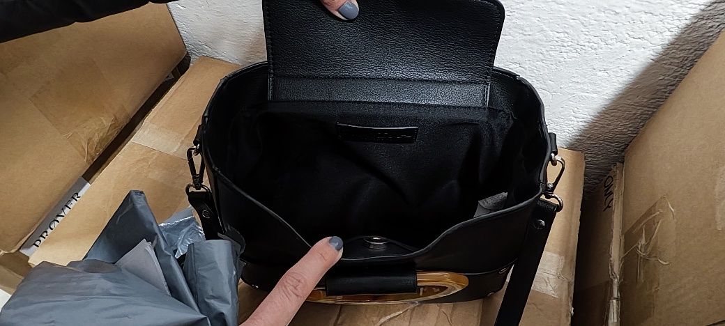 Дамска чанта Zara