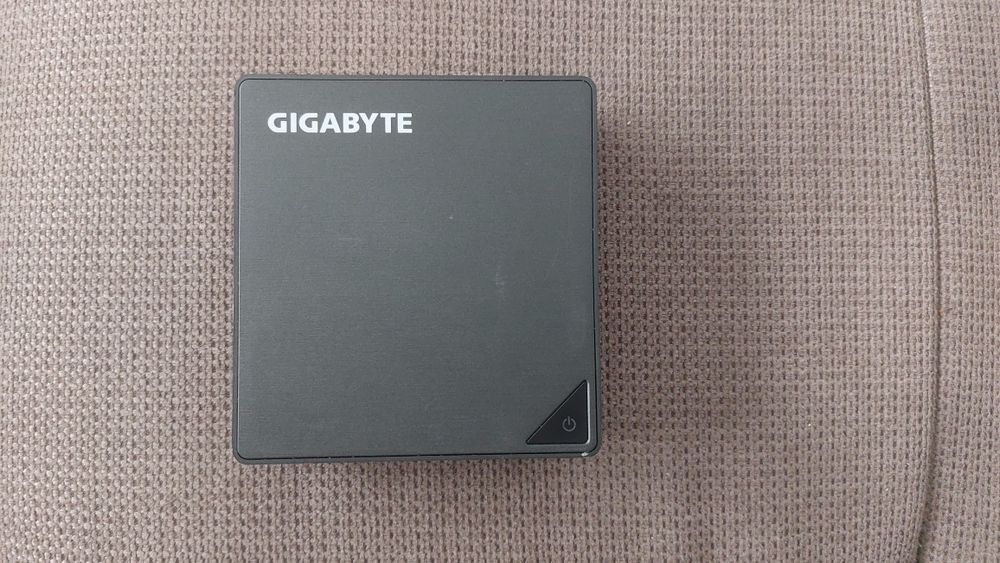 Mini PC Gigabyte Bri5-8250 i5 8th gen