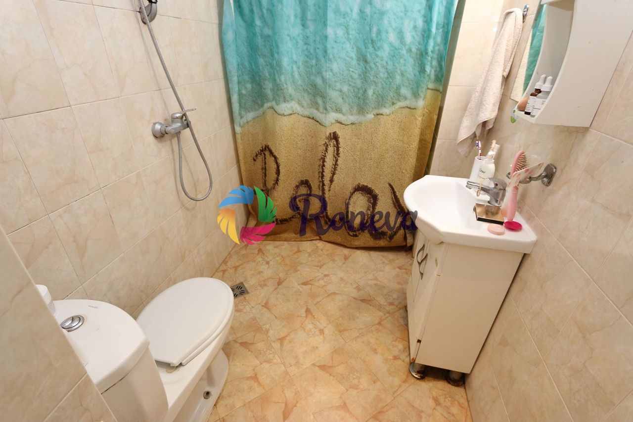 Продава се Двустаен апартамент в Варна, Възраждане 1 - 63 кв.м за 1540 €/кв.м - Снимка #4