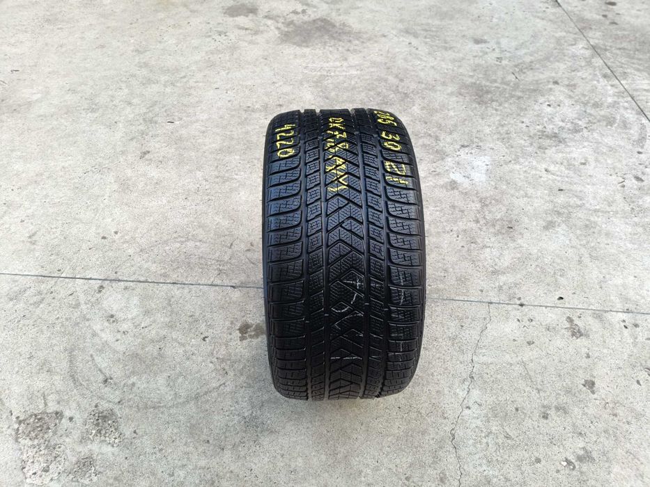 O anvelopa iarna 285 30 21 pirelli sottozero 3 profil 7,8 mm dot 4220