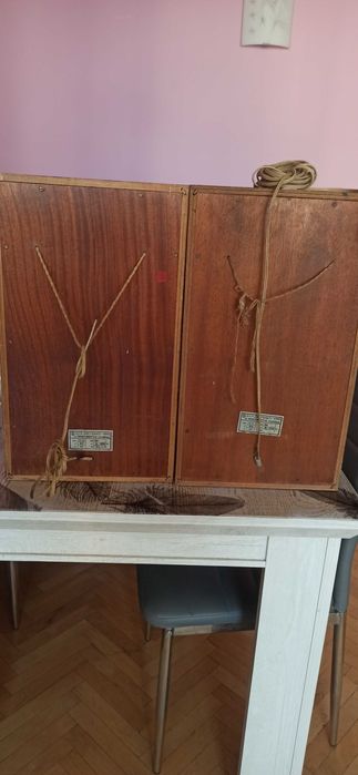 Продавам две тонколони Респром