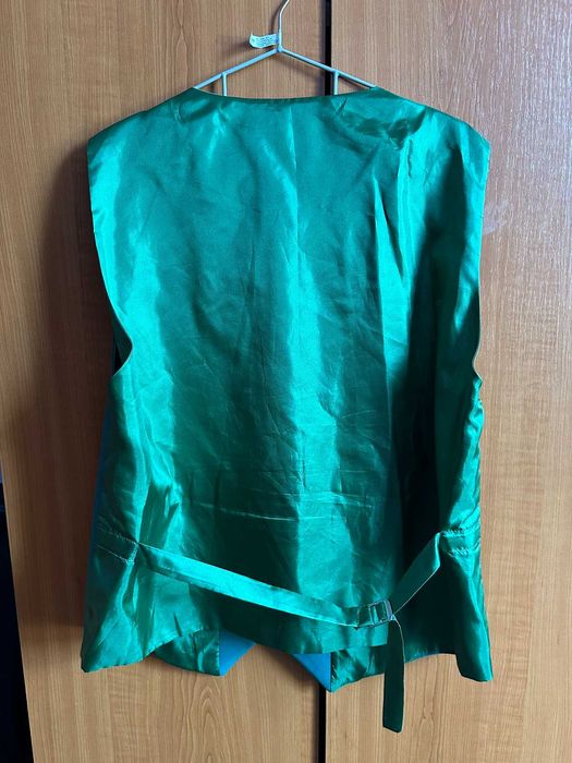 Costum 3 piese (sacou, vesta, pantaloni)