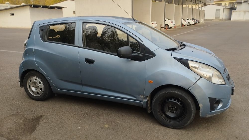 Chevrolet Spark  sotiladi