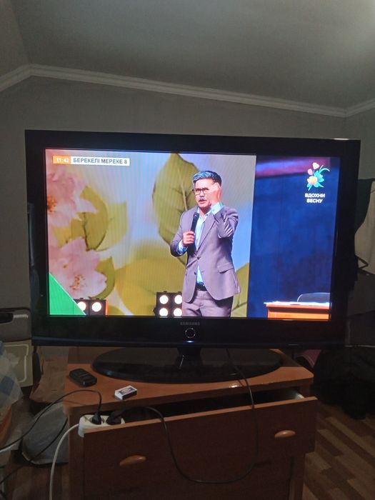 Продам телевизор