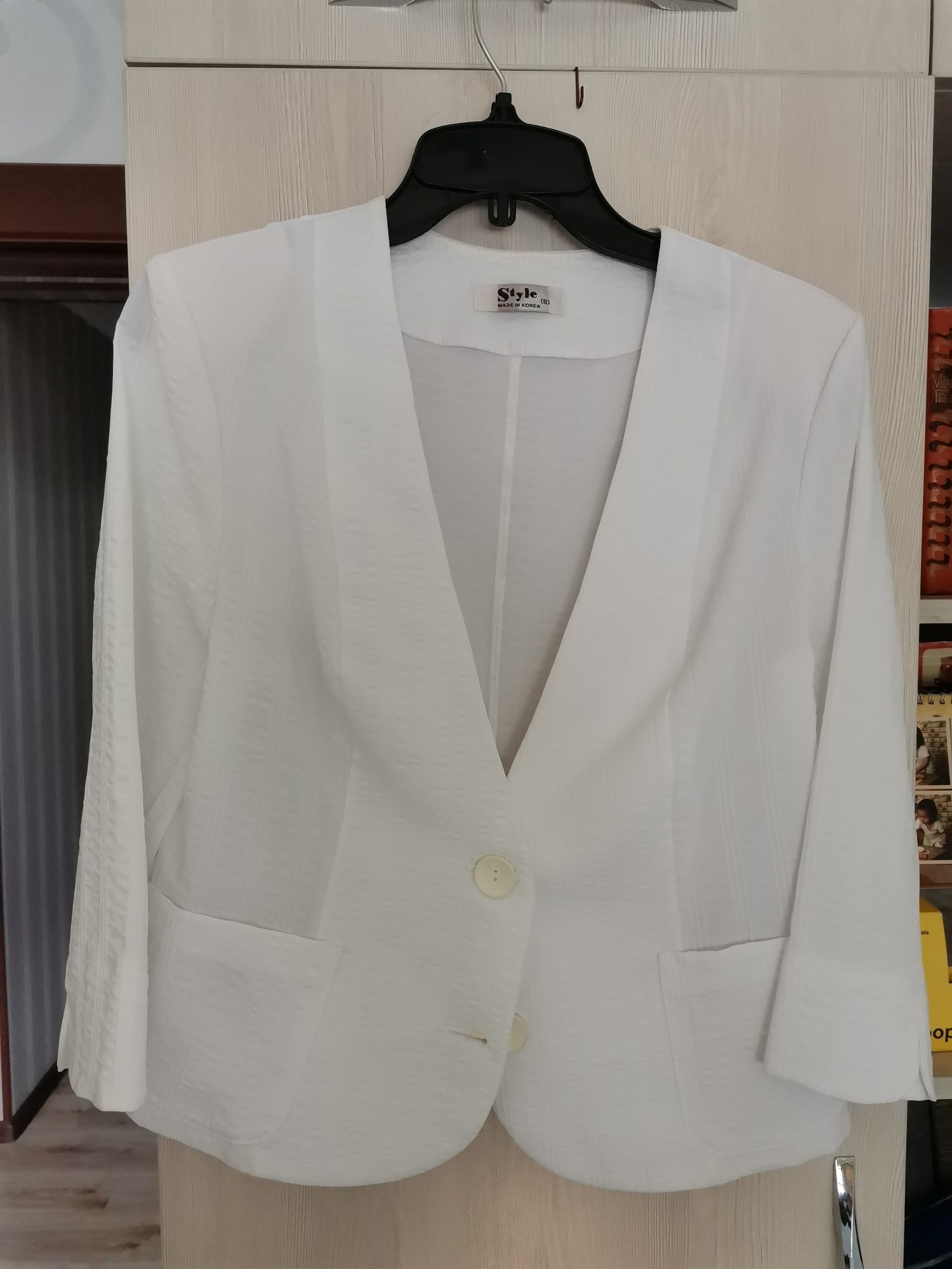 Новый нарядный пиджак, Корея, размер 46- 48  48
