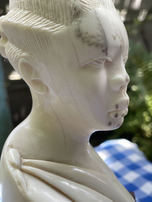 Statueta veche de os