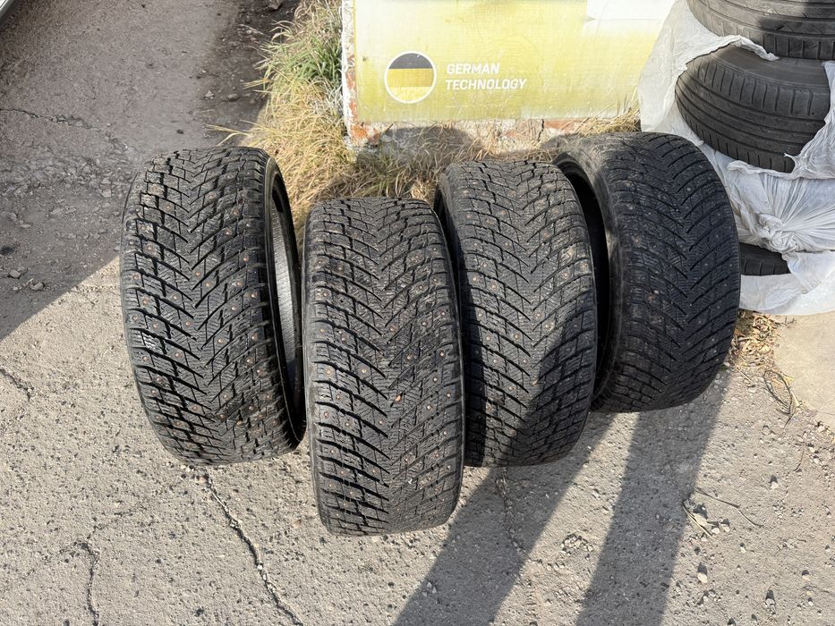Зима шипованная R18