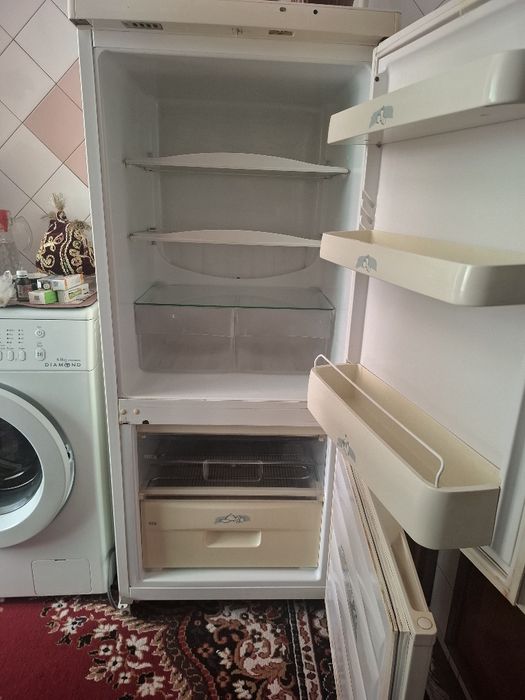 Холодильник б/ у snaije