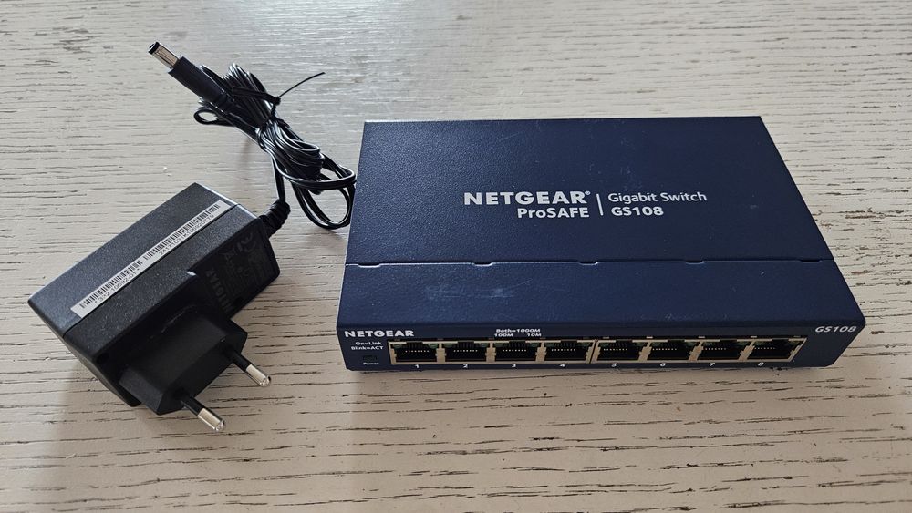 Switch NETGEAR GS108 v4
