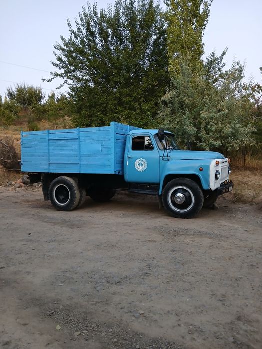 Gaz 52 04 yuk furgon