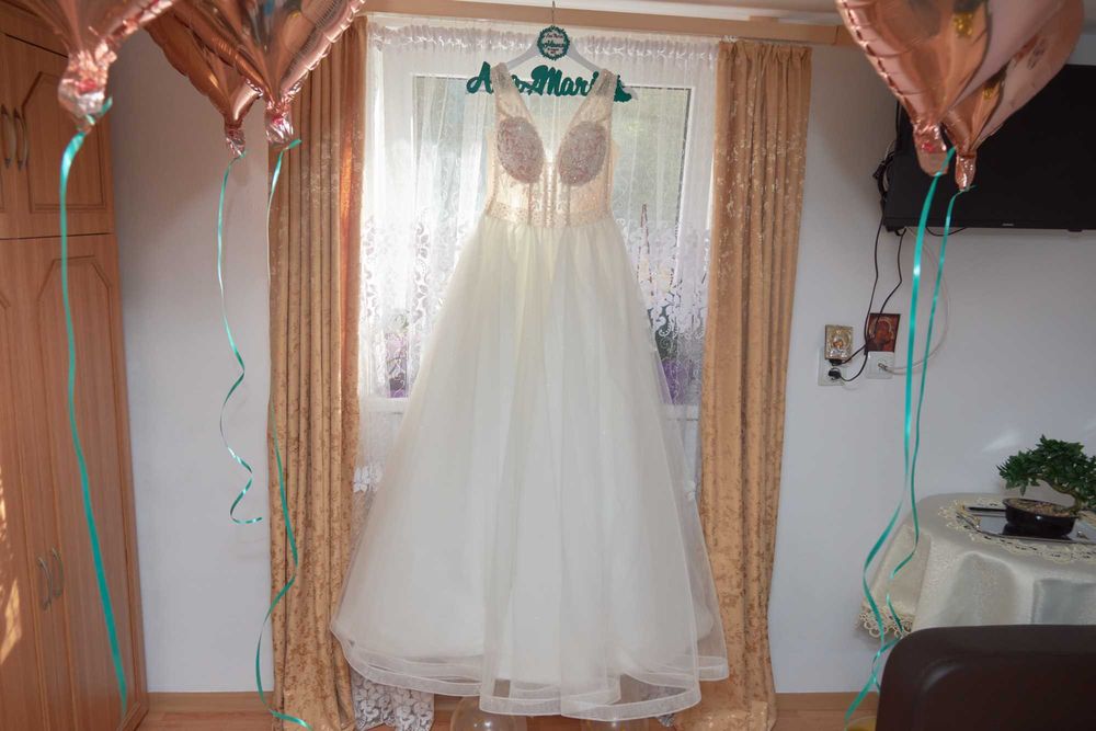 Vând rochie de mireasă model A-line!