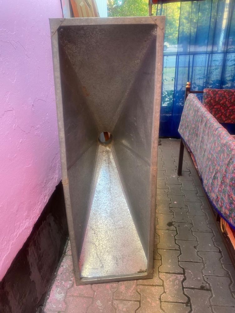 Зонт на вытяжку б/у