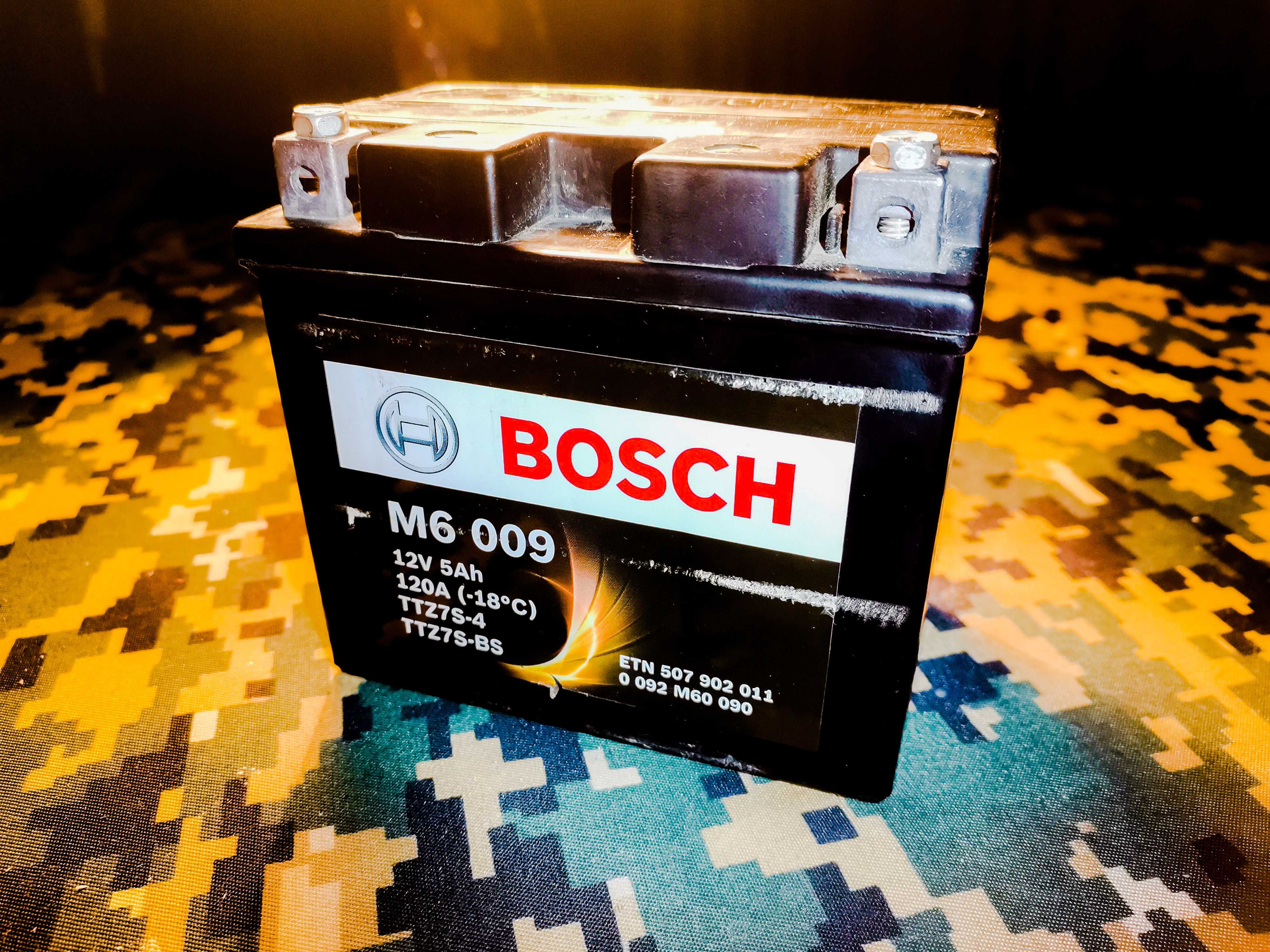 Аккумулятор  Bosch для мотоцикла