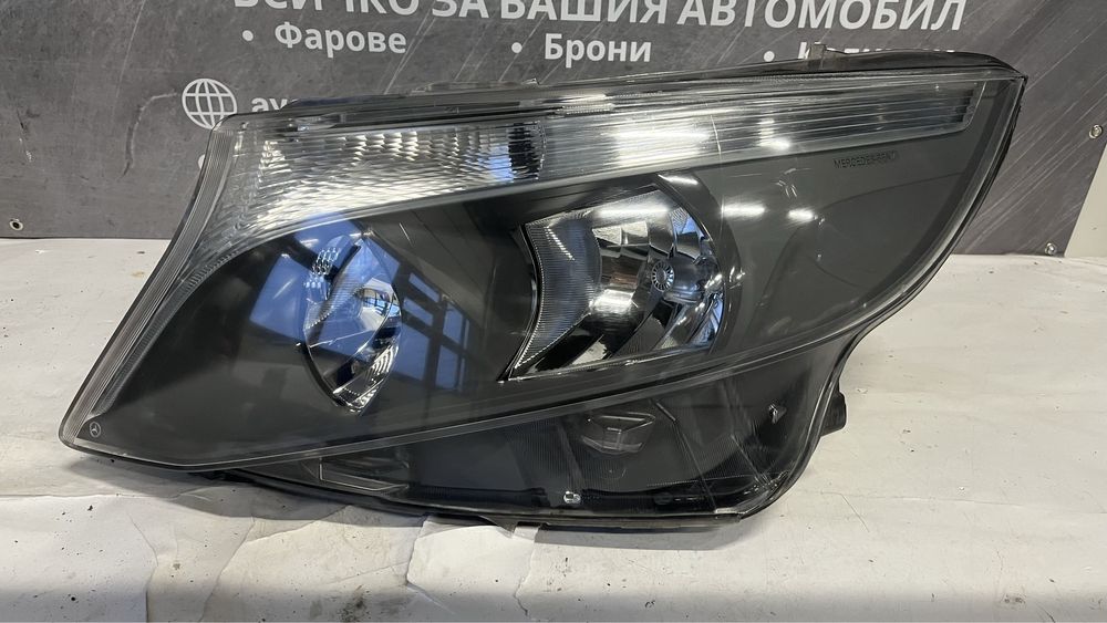 Десен и ляв фар Mercedes Vito W447 3бр