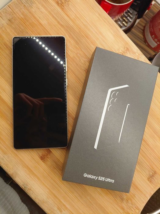 Samsung Galaxy S25 Ultra, inca in garantie