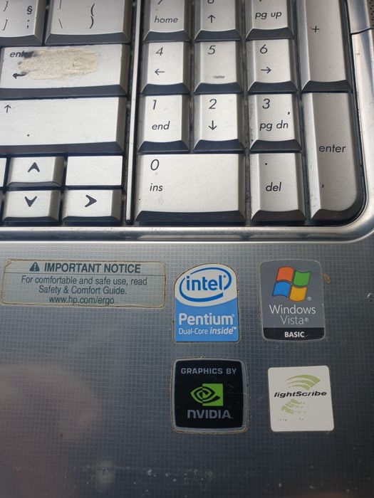 Toshiba satellite за ремонт или части.