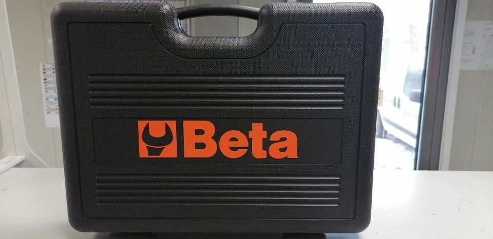 BETA 1493/C30 К-т ключове/вложка 28 бр. и рег. ключ 1 бр) на 1/2