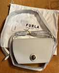 Оригинална кожена чанта Furla Sfera Mini