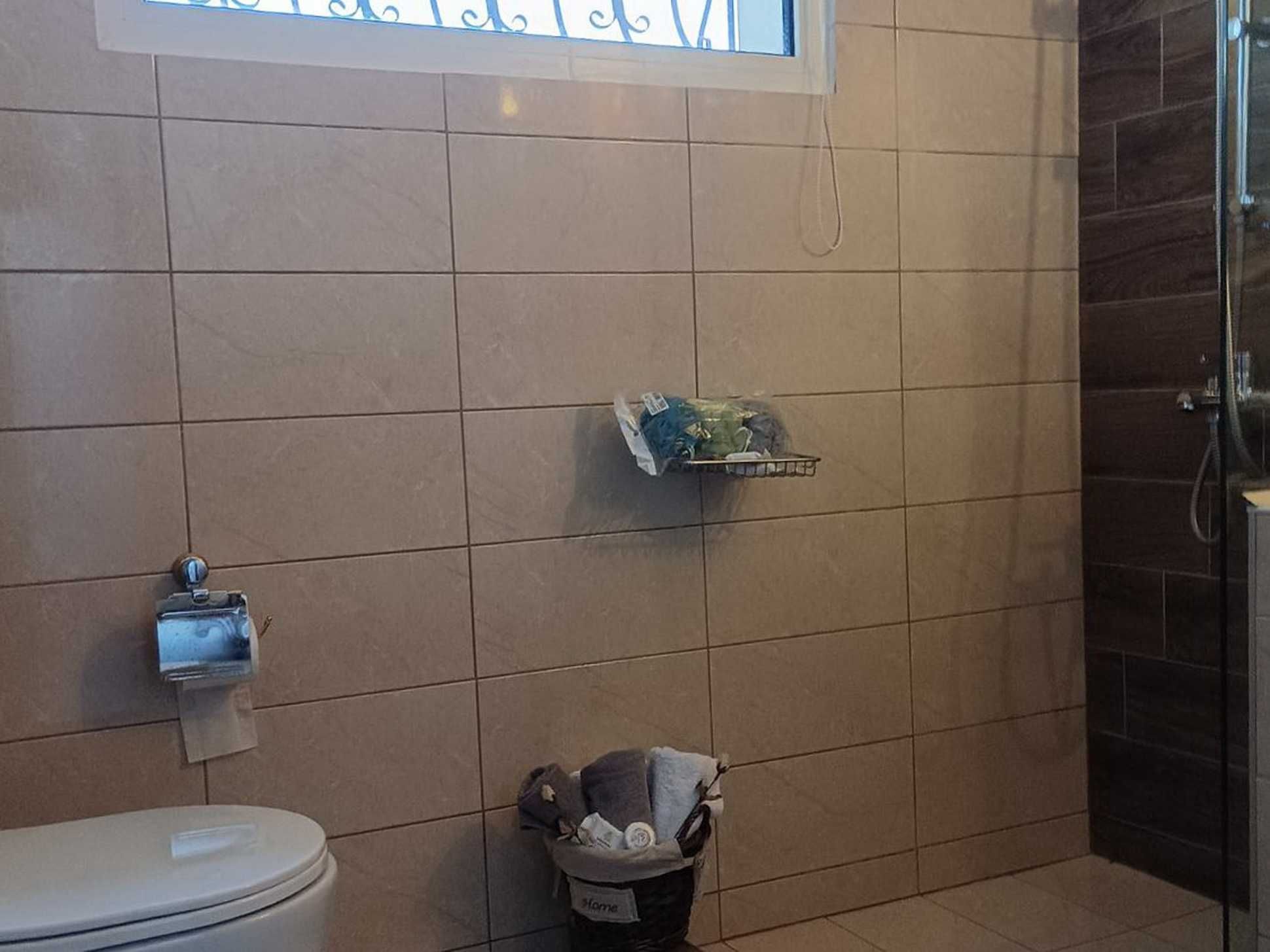ПРОДАВА се самостоятелна къща 135кв.м в ZYGOS Кавала (код 4433)