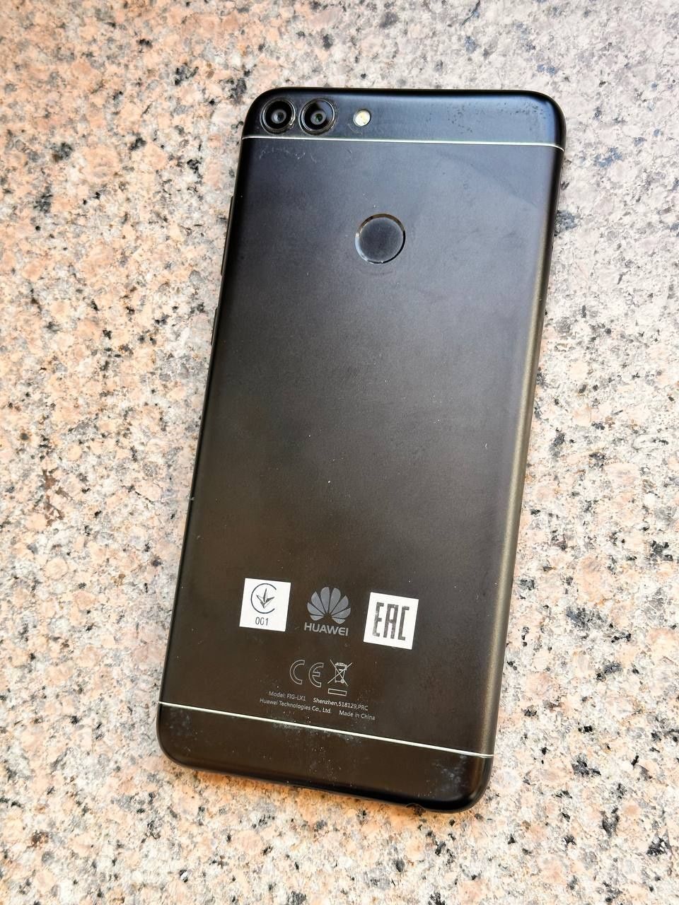 HUAWEI P smart 3/32GB (черный)