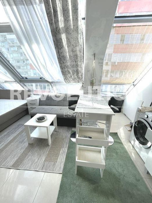 Дава се под наем Едностаен апартамент в Варна, Лятно кино Тракия - 30 кв.м за 375 € - Снимка #2