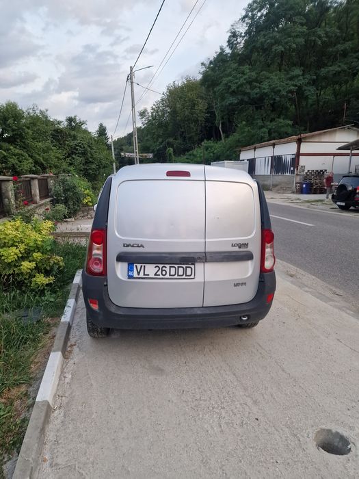 LOGAN VAN 2007 .km reali