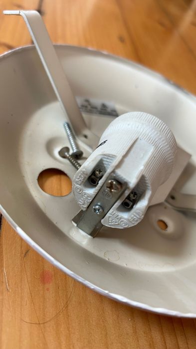 Стъклени плафони за лампа за таван