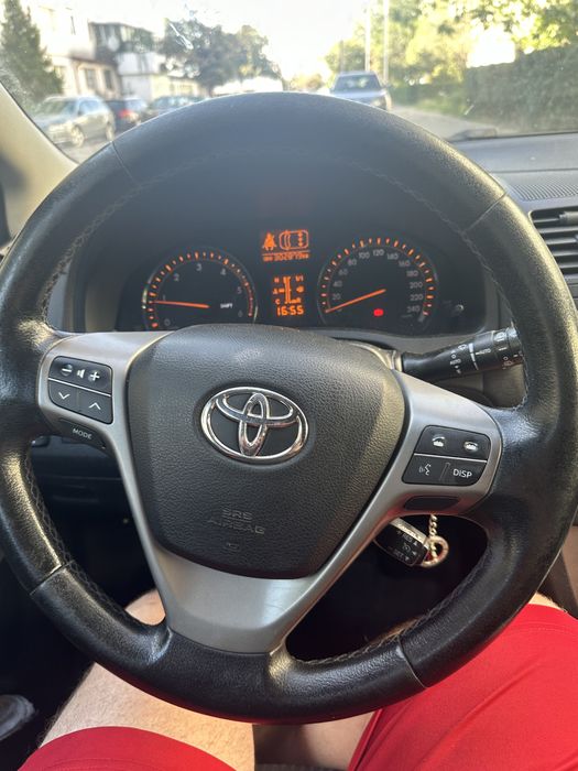 Vand /schimb Toyota Avensis T27