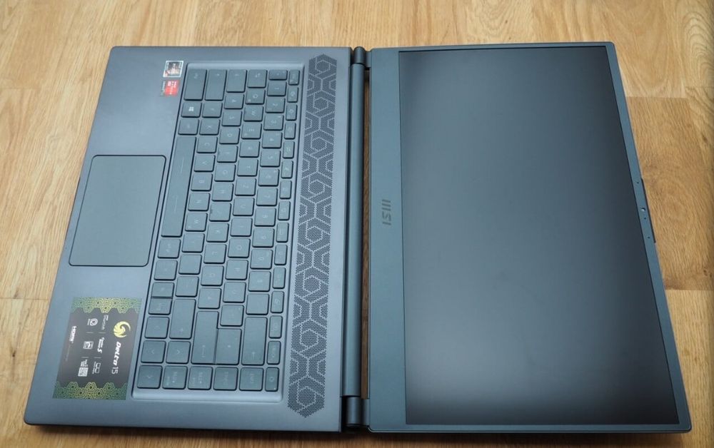Ноутбук MSI DELTA 15