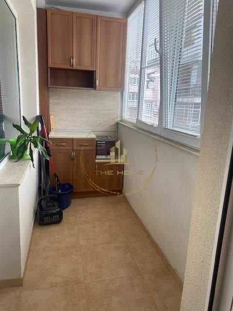 Дава се под наем Тристаен апартамент в Варна, Център - 90 кв.м за 750 € - Снимка #11