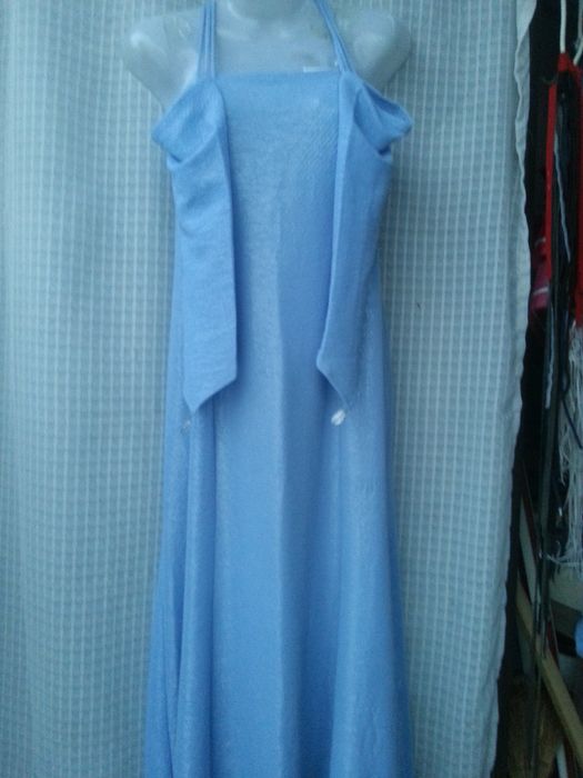 Платье декольте голубого цвета  46-48 размер