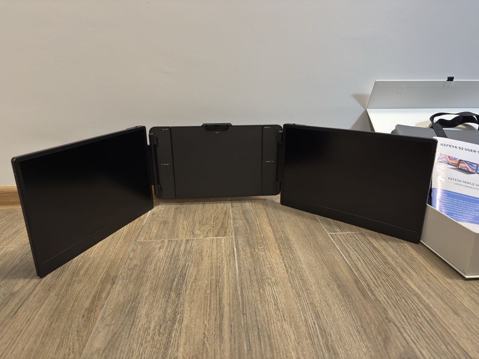 Нов!! Троен монитор за лаптоп